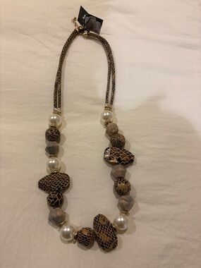 Women’s Statement Necklace in Brown and Pearl Accents